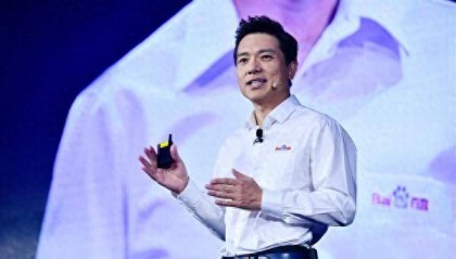 李彦宏首次回应为何不开源文心大模型:闭源能赚到钱 才能聚集人才