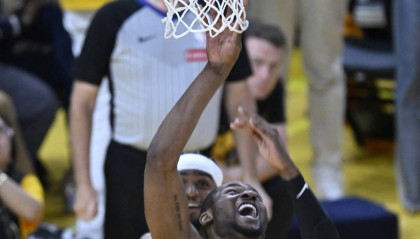 勇士队签换库明加与公牛队怀特,双赢交易成真!