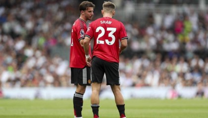 换帅的威力?曼联2轮不胜回降级区附近 热刺2连胜0失球