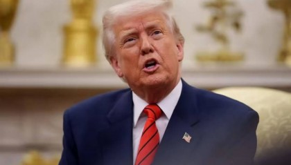 36万亿不还了?特朗普想让中国买单,中方不再克制,用实际行动表态