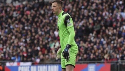 镜报:曼联和曼城希望引进特鲁宾,本菲卡标价4000万美元