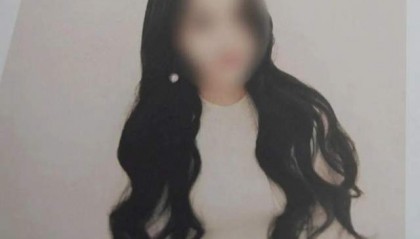 谈了10多年恋爱,才发现空姐“女友”是男的?警察:41岁男性冒充