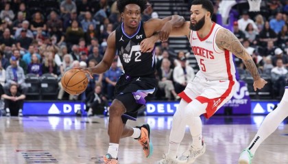 申京33+10塞克斯顿21分 格林21分火箭胜爵士