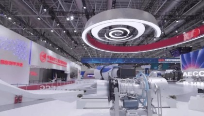 全世界都没料到!中美攻守转换!美国火速发声:中国其实另有底牌