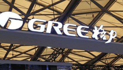 董明珠执掌格力上演“权力的游戏”：更换股东、安插嫡系，高瓴缺席、老将退场