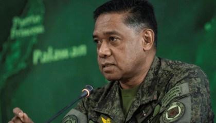 解放军围岛演习,有意外收获?一条“大鱼”突然冒头,不是美日