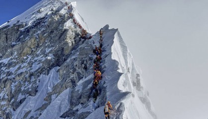 数百游客在珠峰东坡突遭暴雪背后:“世界屋脊”天气模式已发生重大变化