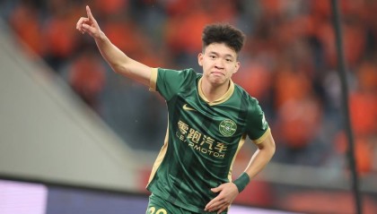 中超最佳阵容:王钰栋双响领跑射手榜 瓦科助泰山脱困