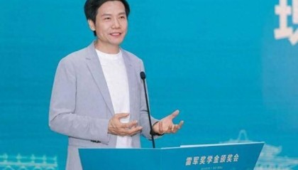 雷军、何小鹏最近为啥总往武汉跑?答案藏在这些细节里