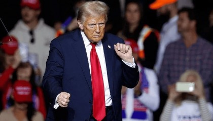 仅剩一天，追平了！49%对49%！