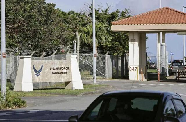 驻冲绳美军刑案创纪录!美宪兵队在冲绳街头首次单独巡逻,为防止再次发生美军士兵性侵案,敦促美军返回住处