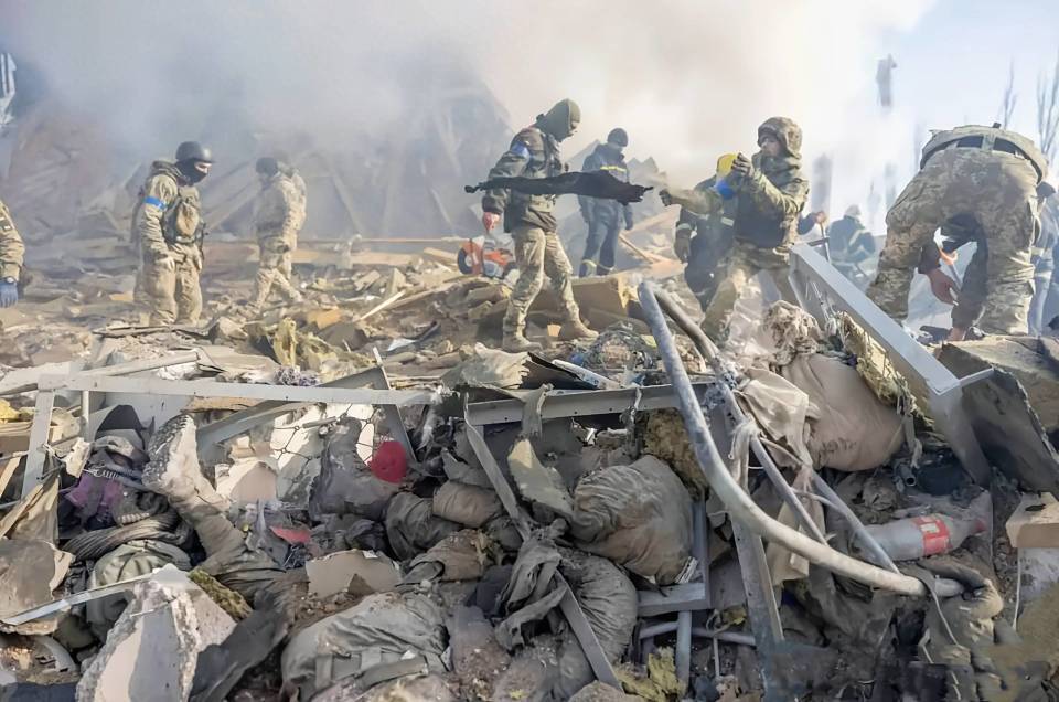 红军城沦陷，一万乌军下落不明